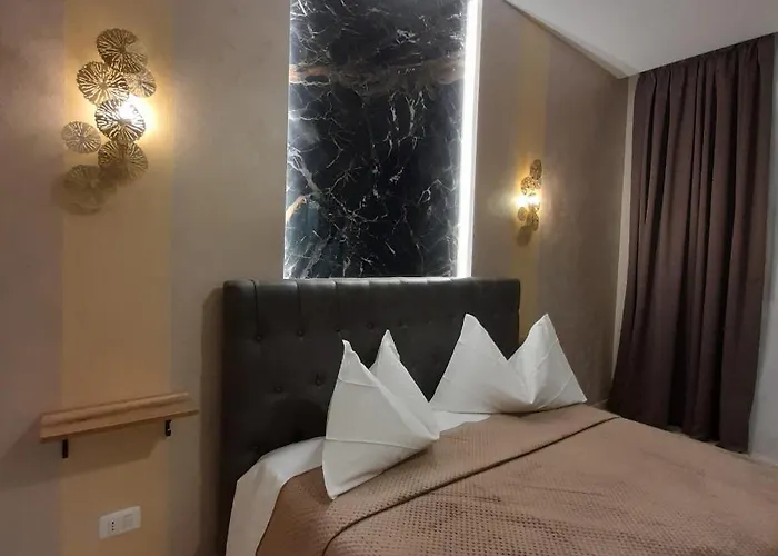 Апартаменти Residenza N&d Luxury *