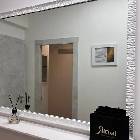 Апартаменти Residenza N&d Luxury *